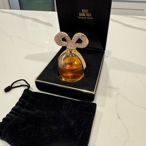 White Diamonds by Elizabeth Taylor Perfume Bottle - Gold Bow Accent